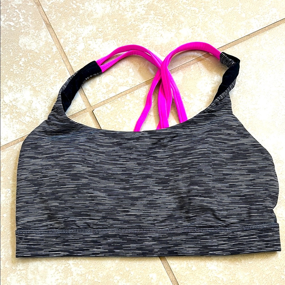Lululemon energy bra adjustable